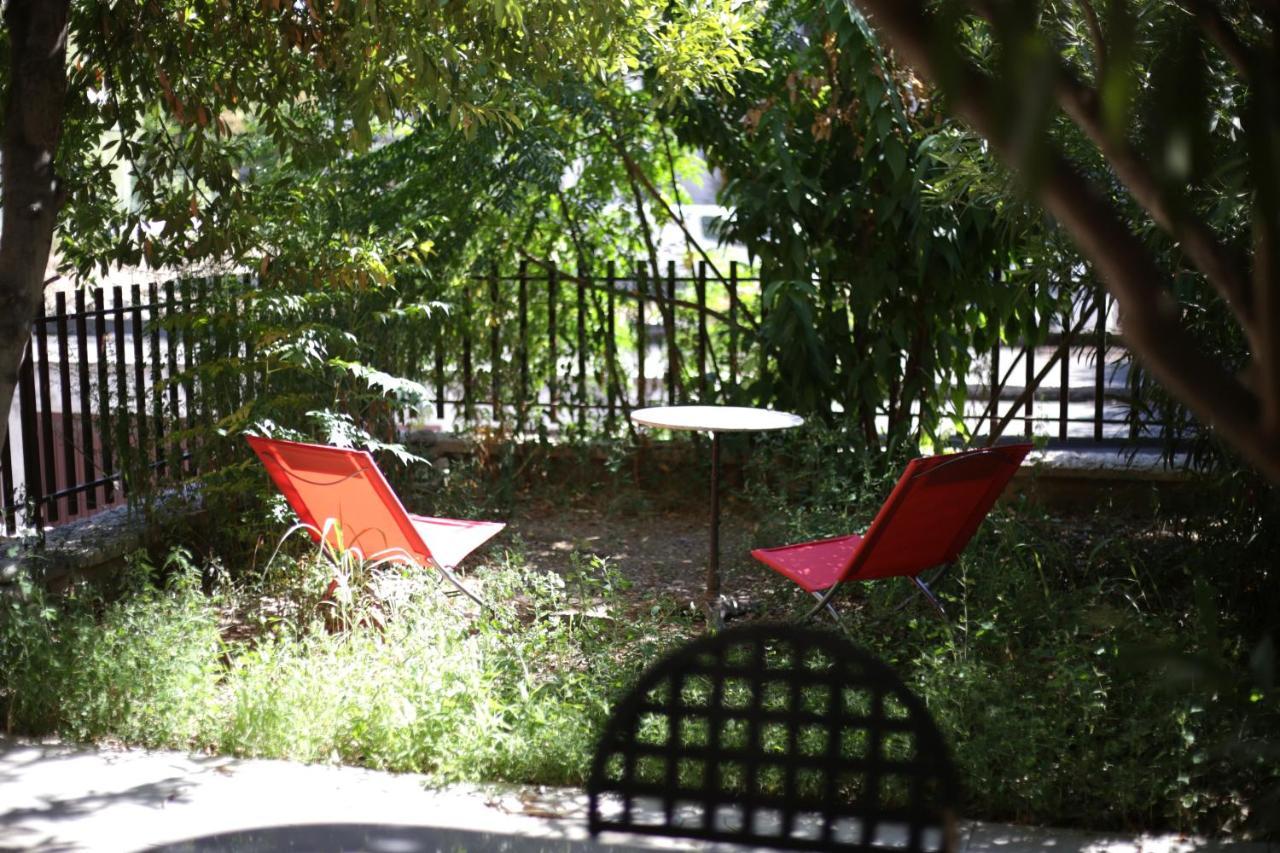 Apartment With Lovely Garden Верона Екстер'єр фото