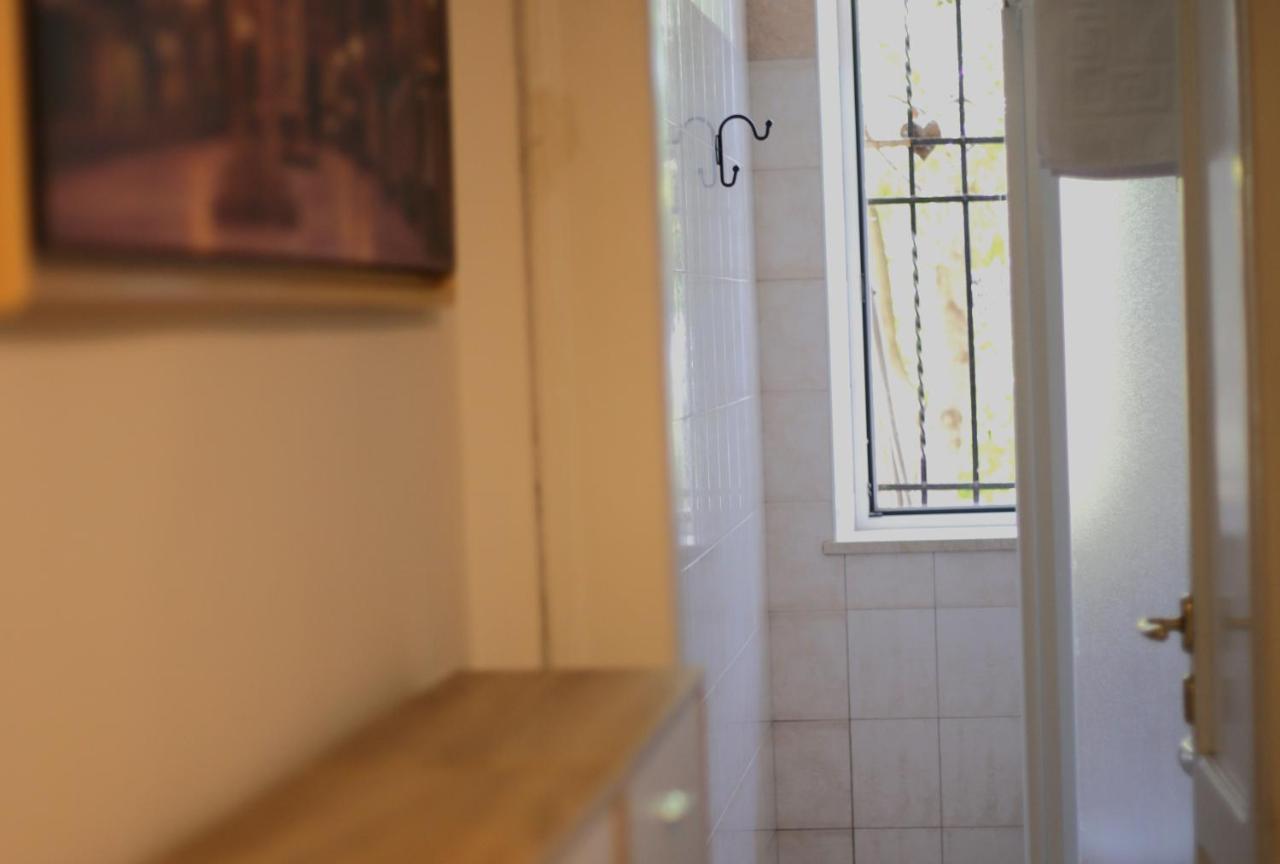 Apartment With Lovely Garden Верона Екстер'єр фото