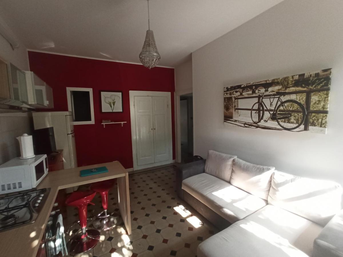 Apartment With Lovely Garden Верона Екстер'єр фото