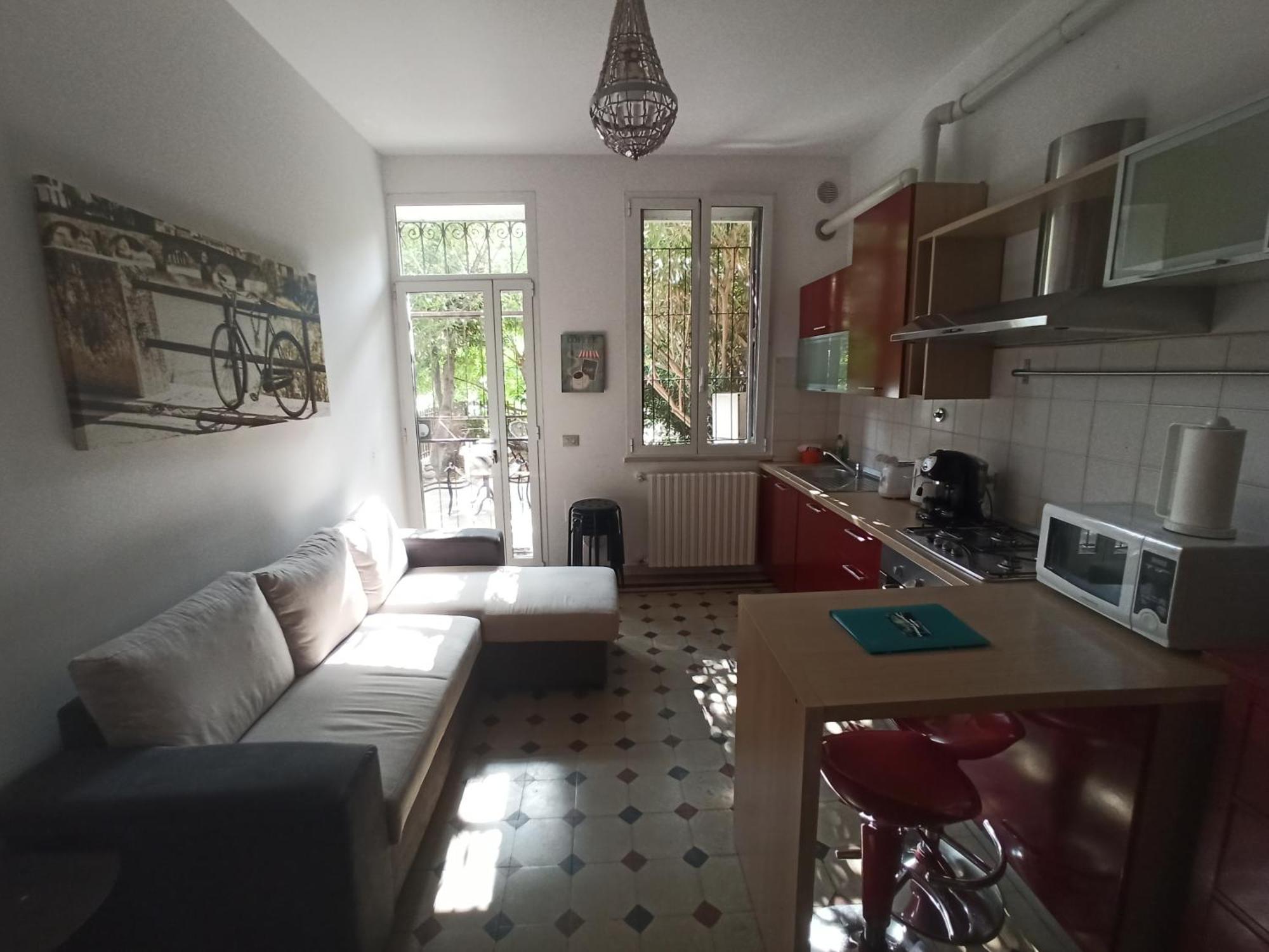 Apartment With Lovely Garden Верона Екстер'єр фото